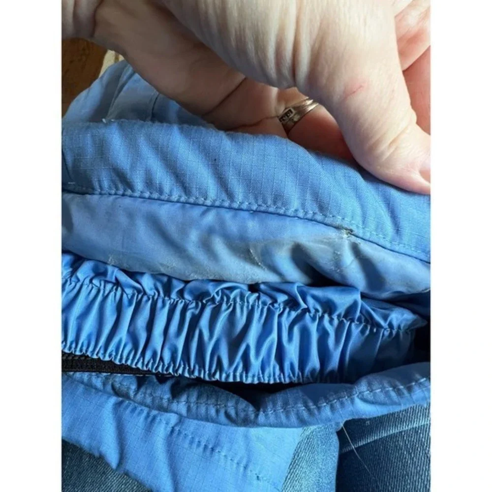 Columbia attached belt